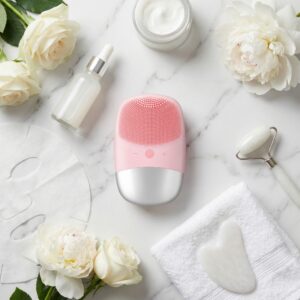 LumiGlow Sonic Facial Cleansing Brush - 3-in-1 deep pore care
